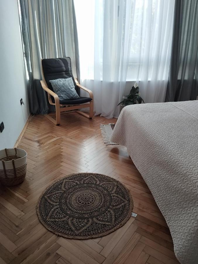 Bea City Center Apartment Tiranë Ngoại thất bức ảnh
